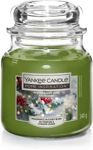Yankee Candle Original Pepperberry Pine 340 g - Candele Profumate In Giara Di Vetro Fragranze Inverno/Autunno 